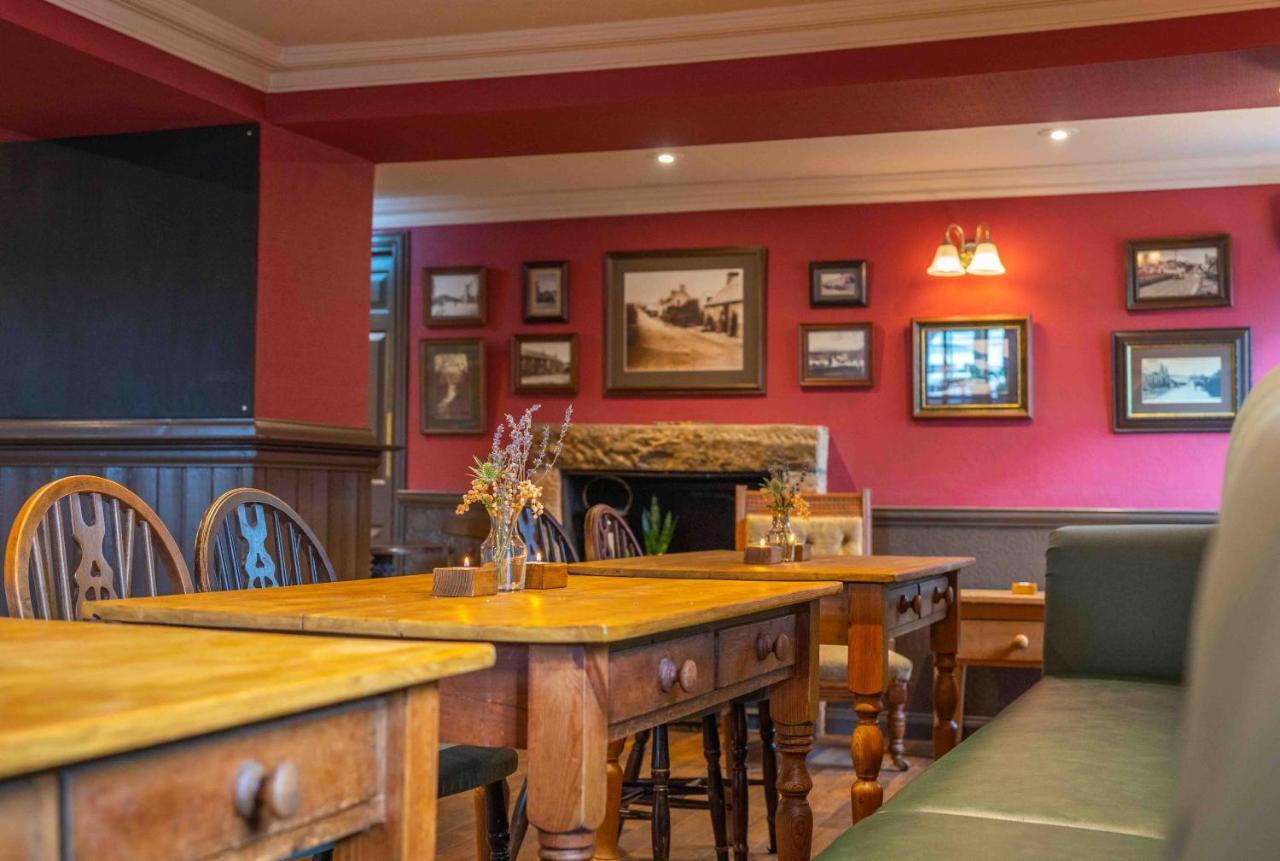 Cross Keys Inn Ettrickbridge Ettrickbridge End エクステリア 写真